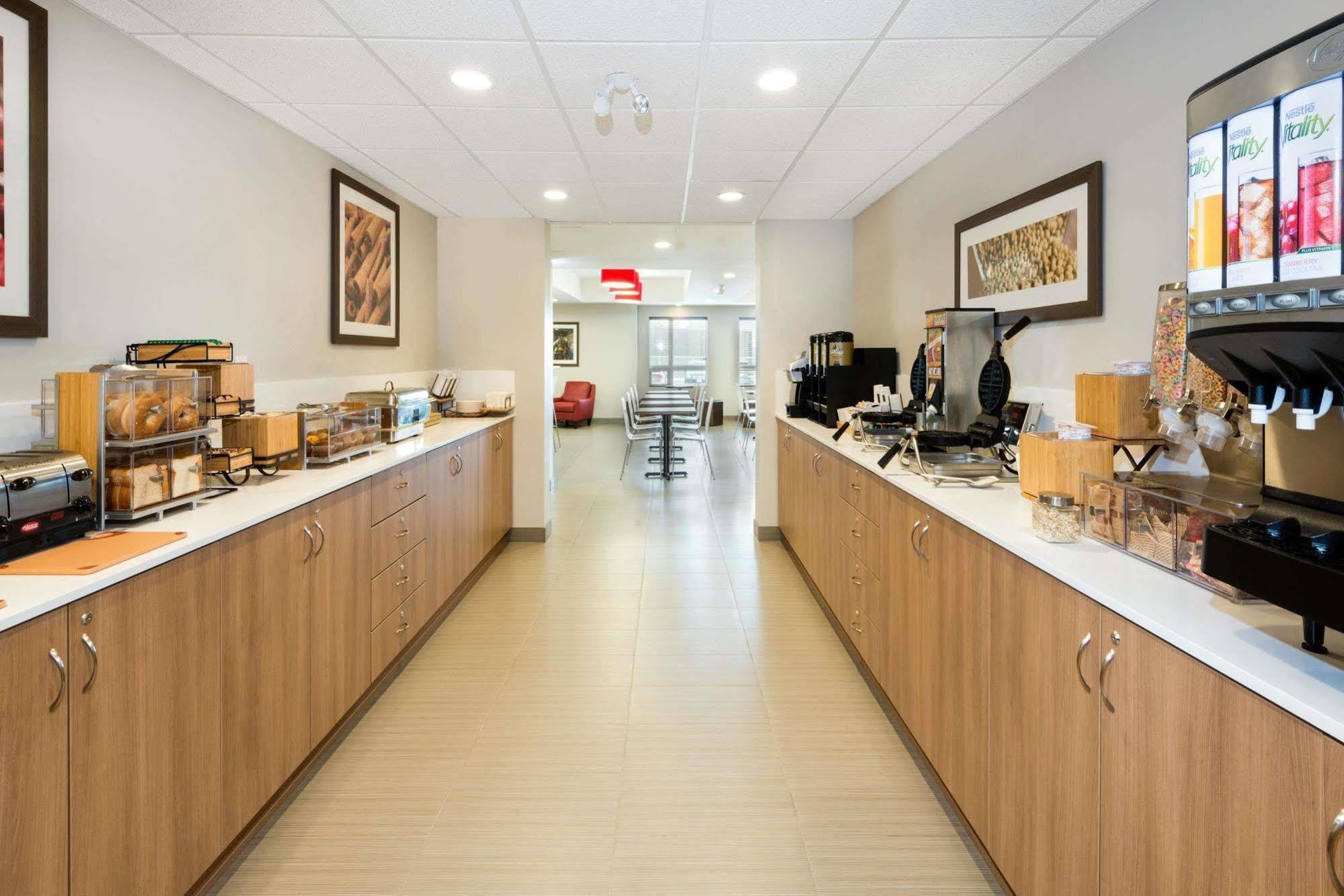 Microtel Inn & Suites By Wyndham Sudbury Exteriör bild